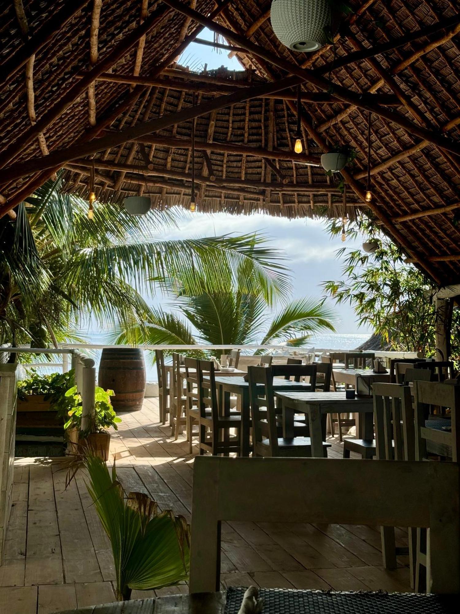 La Base Hotel Kiwengwa (Zanzibar) Buitenkant foto