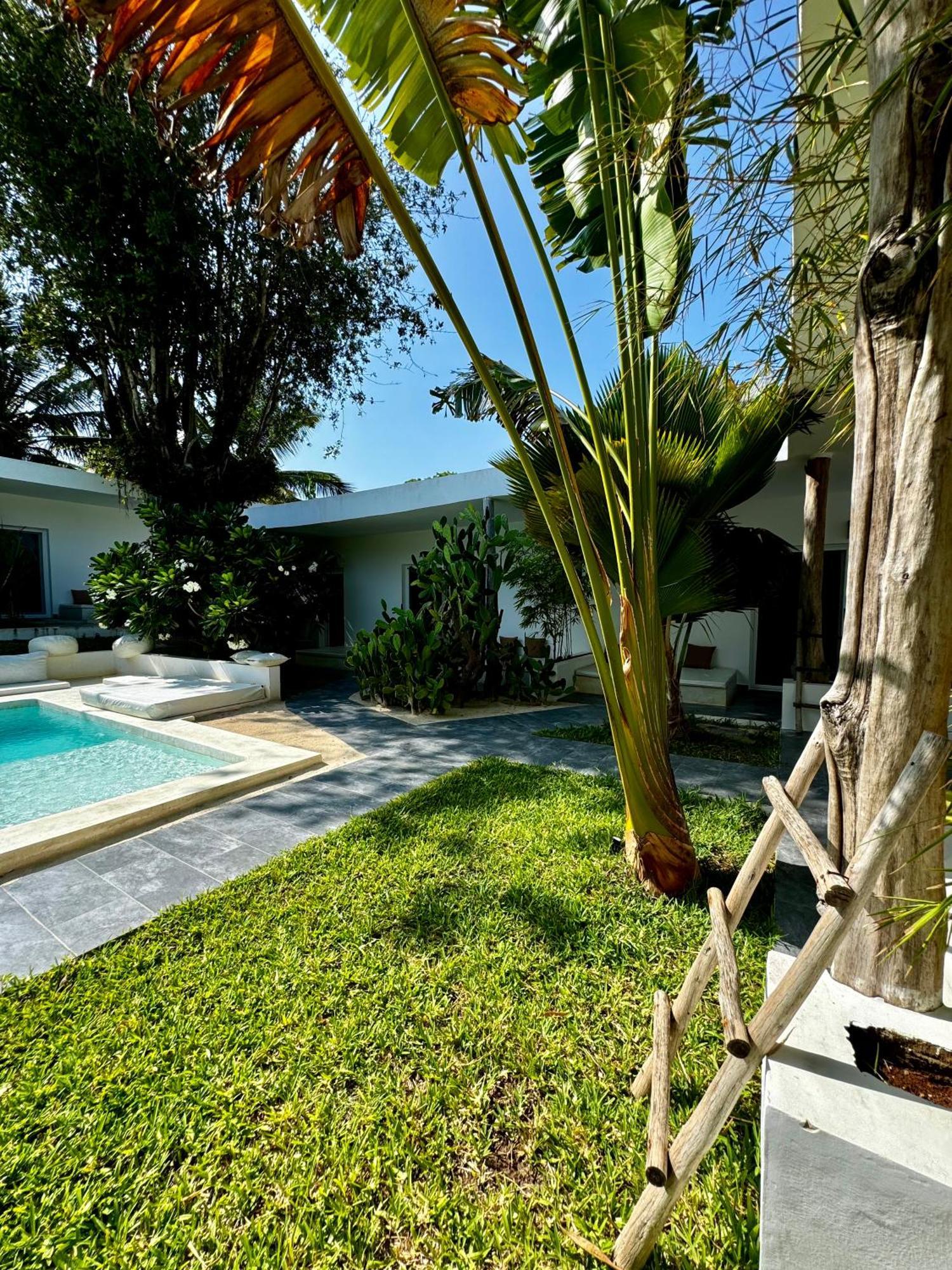La Base Hotel Kiwengwa (Zanzibar) Buitenkant foto